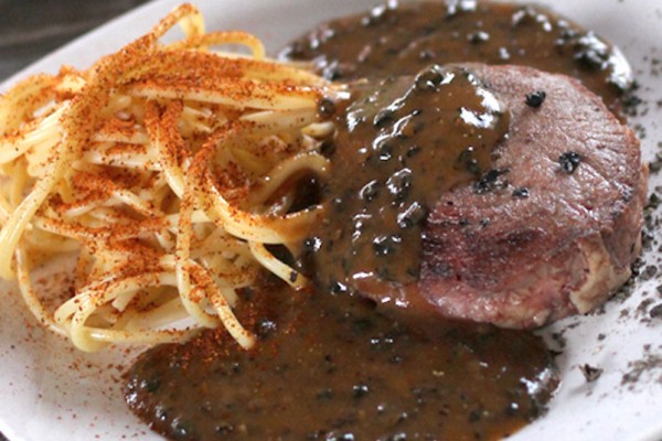 Tenderloin Steak with Black Pepper Sauce
